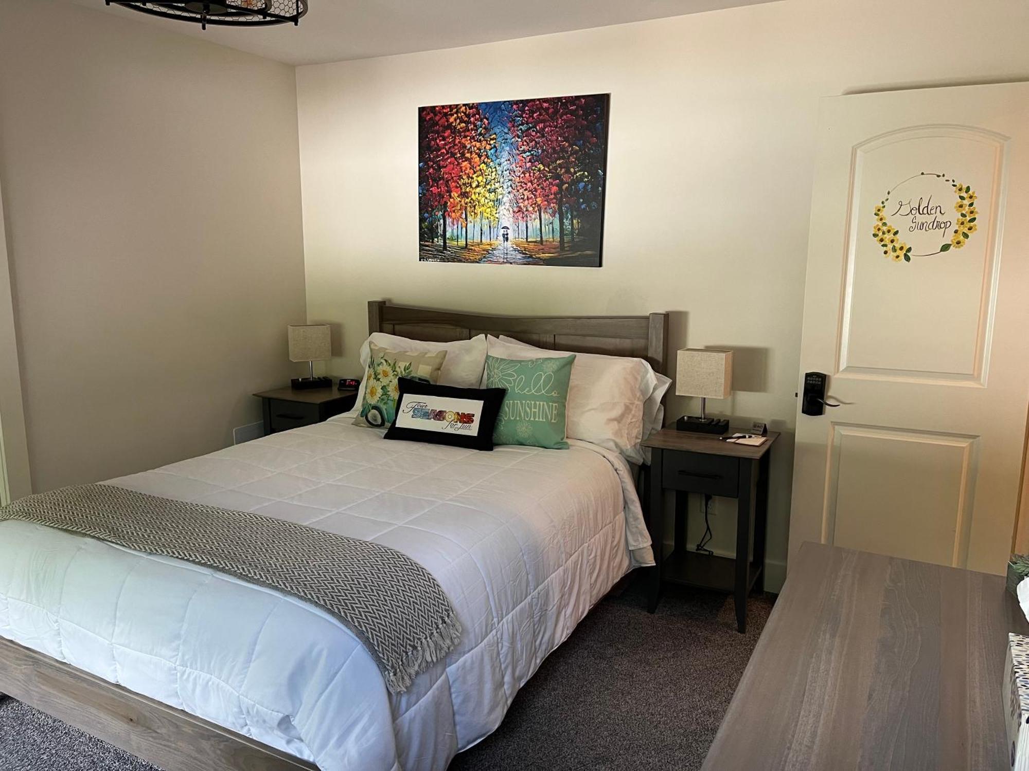 Four Seasons For Fun Bed & Breakfast Lakeville 外观 照片