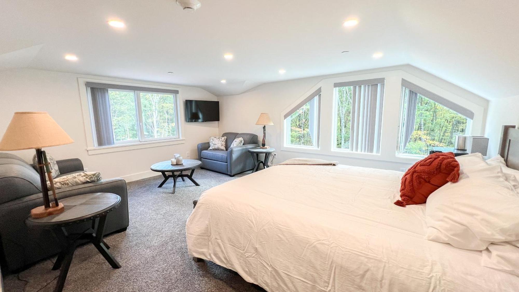 Four Seasons For Fun Bed & Breakfast Lakeville 外观 照片